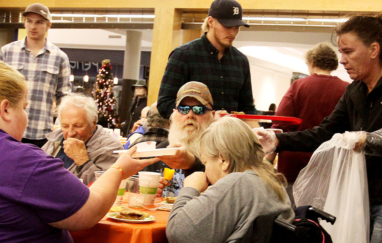 112615-mr-thanksgiving10
